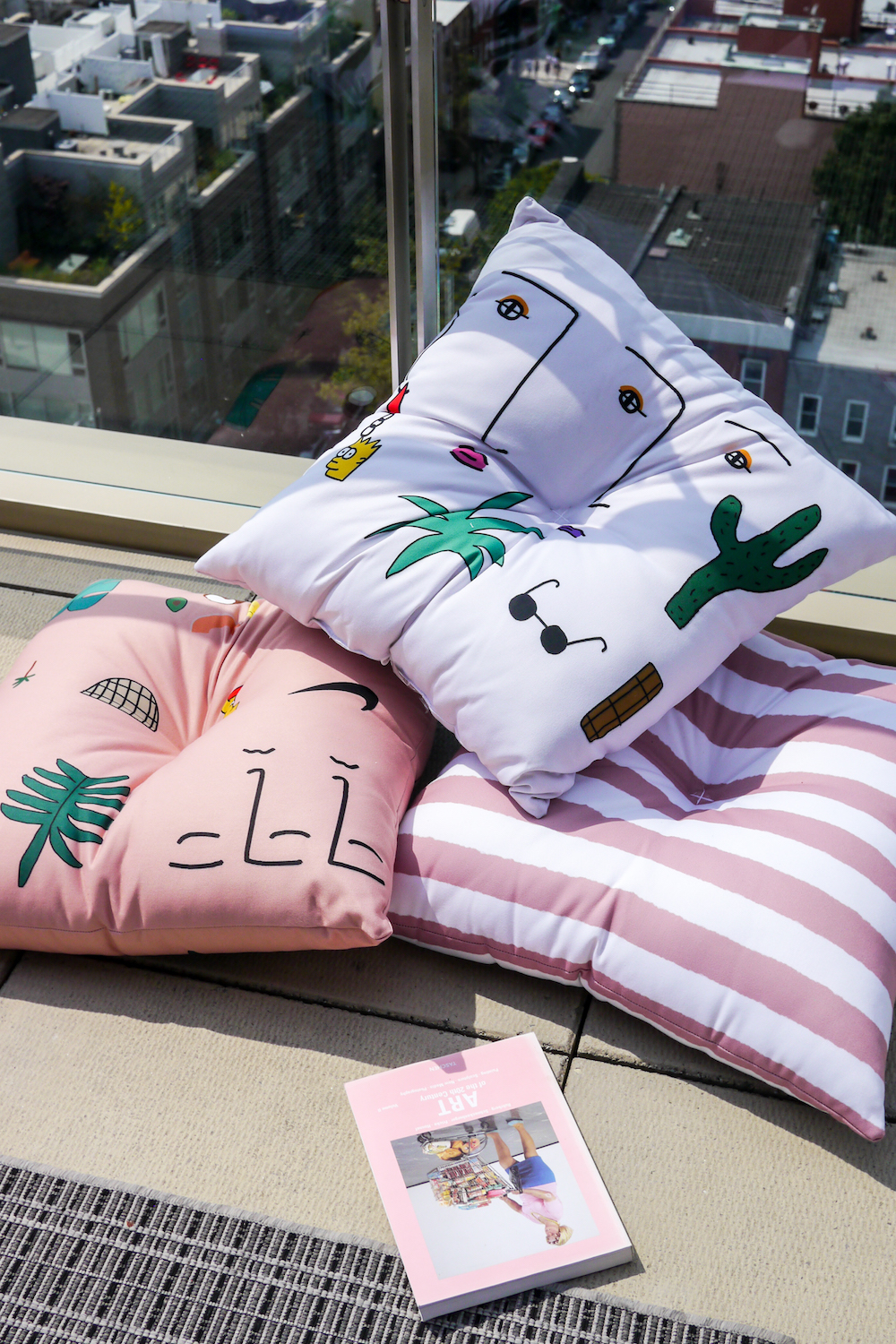 6 Ways To Turn Your Apartment Balcony Into The Ultimate Chill Zone