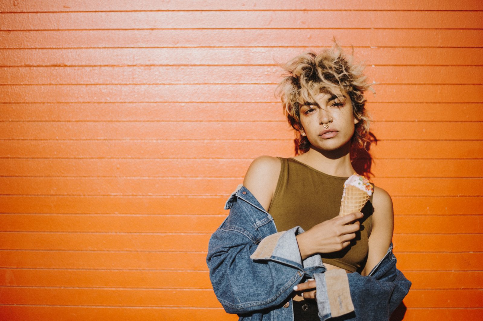 How LA Singer Quiñ Found Her Own Voice - Society6 Blog