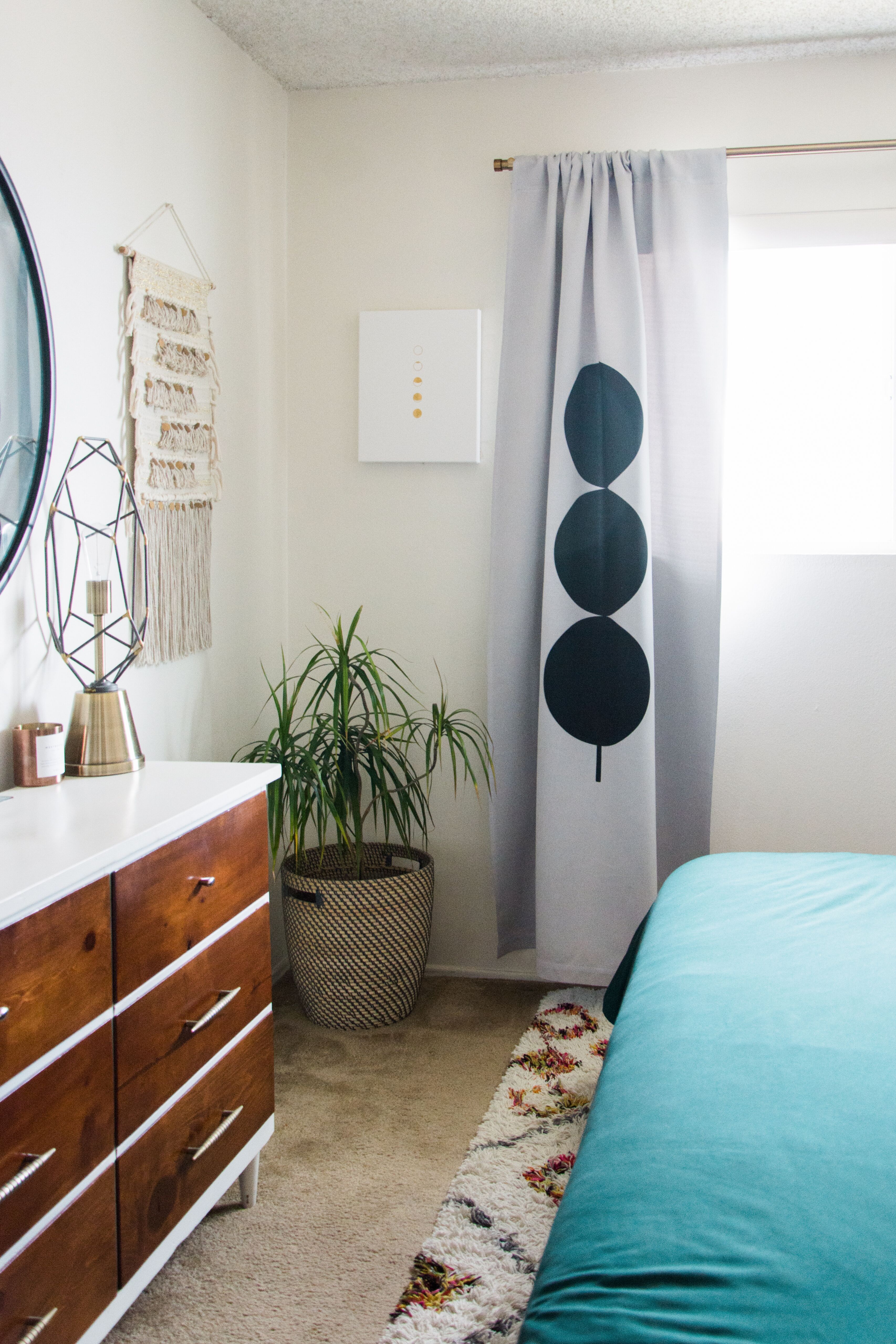 8 of Our Favorite Window Curtains with Contemporary Designs - Society6 Blog